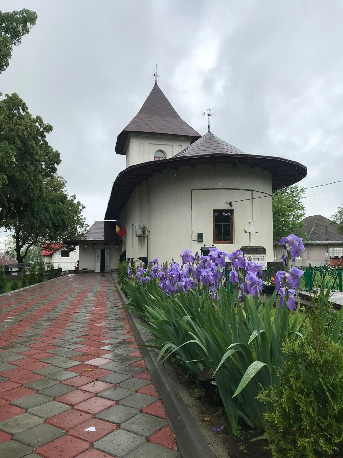 Biserica Sf Arh. Mihail, Gavriil si Rafail Lespezi 2024